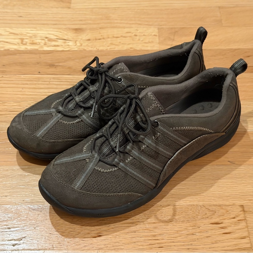 Clark Privo Leather Grey Women's Lace Up Casual Shoes Sneakers Size 9.5M 9.5